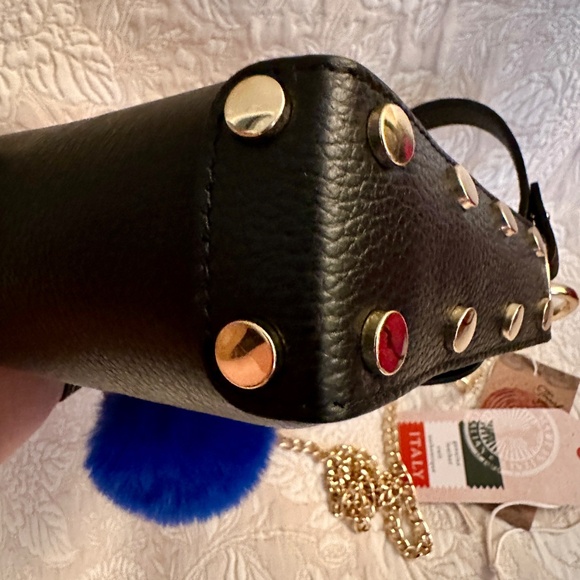Italian Leather Phone bag - Picture 7 of 13